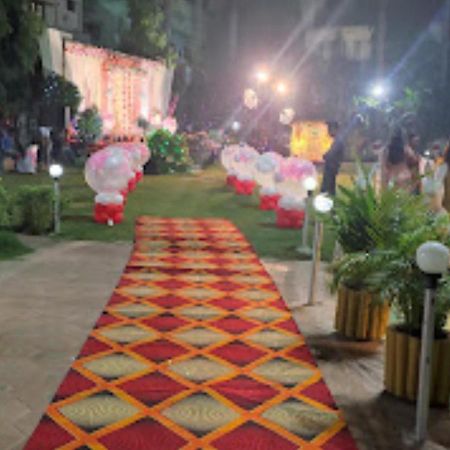 Hotel Blue Paradise Chandrapur Exterior foto