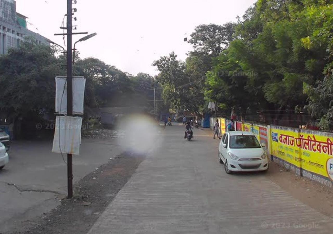 Hotel Blue Paradise Chandrapur Exterior foto